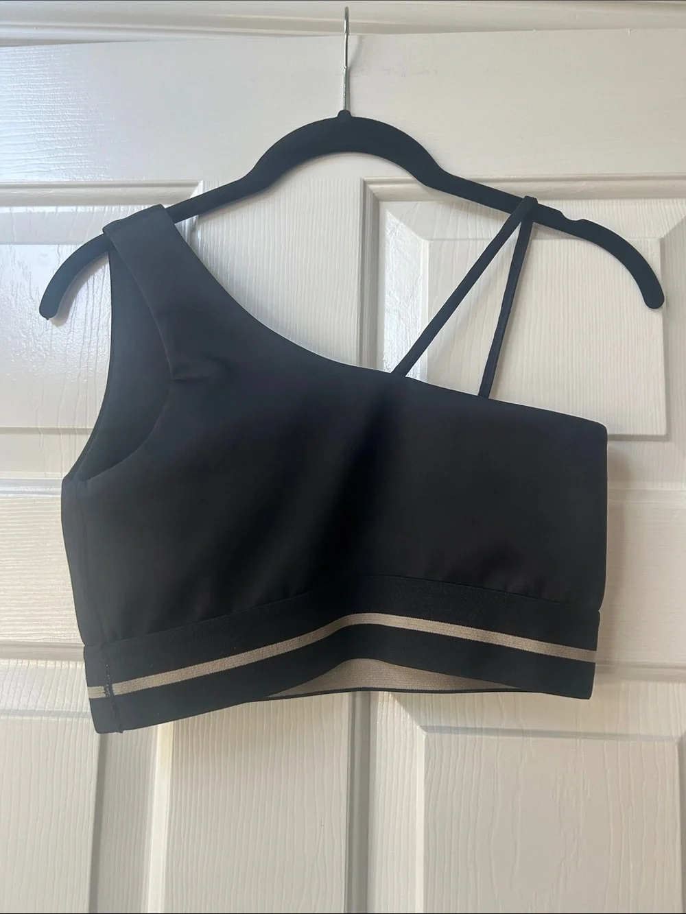 Asymmetric Black Sports Bra with Contrast Band